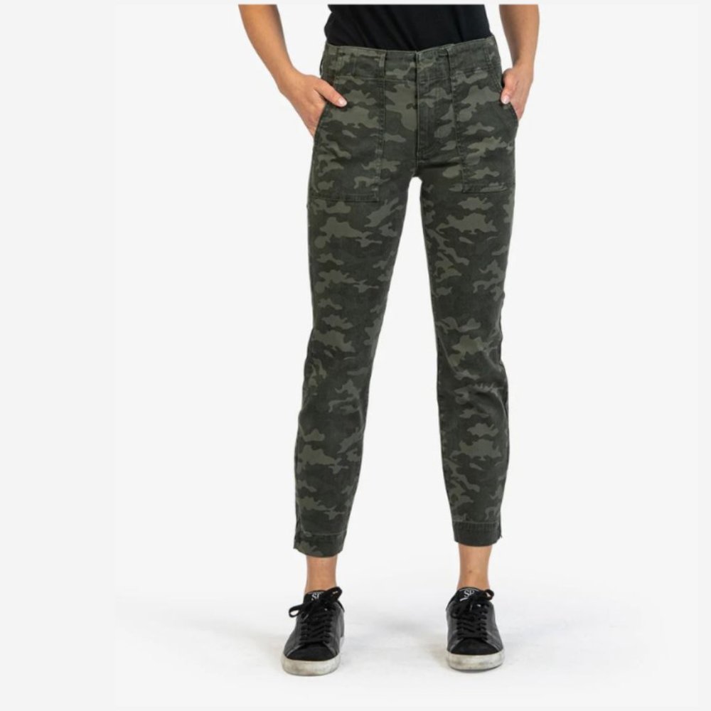 NWT - Kut Camo Jean